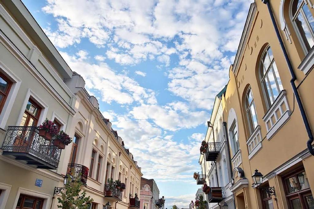 Q&B House Hotel Тбилиси Екстериор снимка
